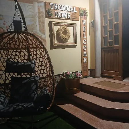 Apartment Tropical