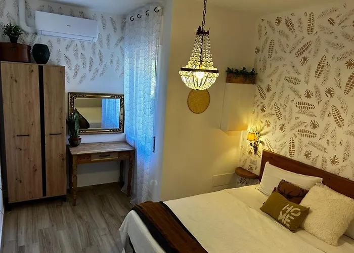 Tropical Apartment